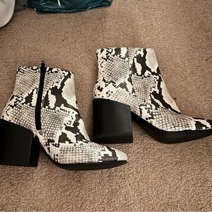 Madden Girl Snake Skin Leather Booties Heeled Boots